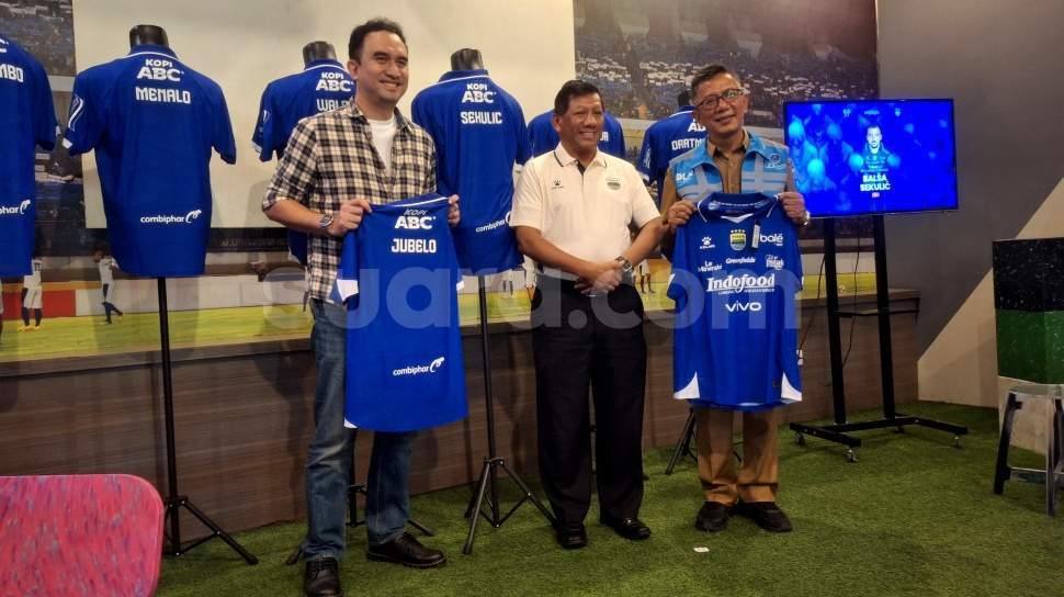 Balsa Sekulic resmi diperkenalkan sebagai penyerang baru Persib Bandung