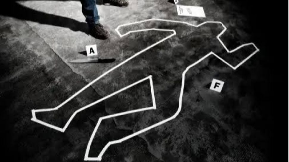 Garis polisi di lokasi kejadian pembunuhan ibu tiri di Panyileukan Bandung