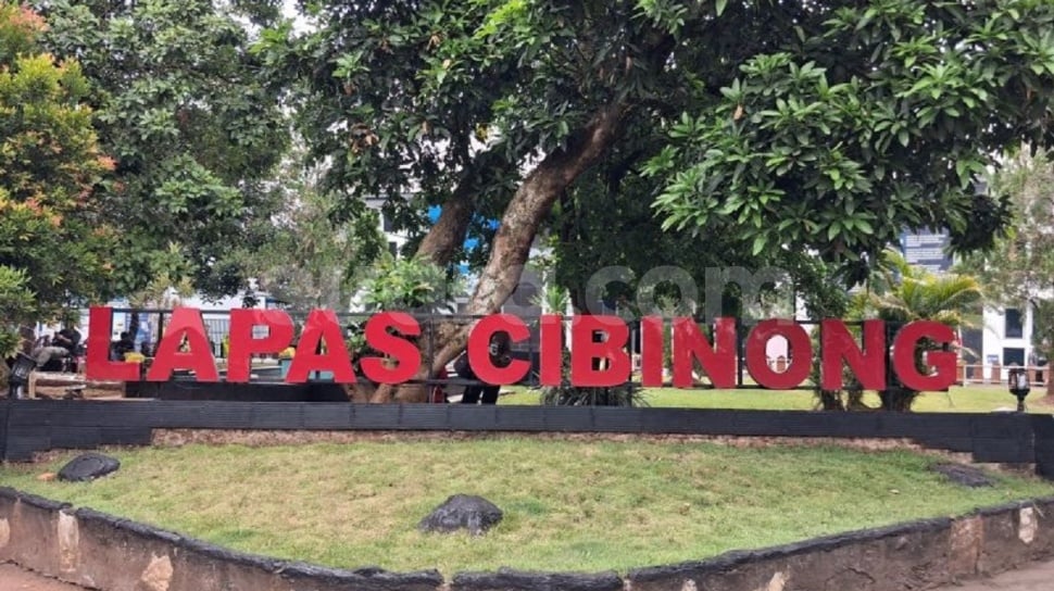 Gedung Komisi Pemberantasan Korupsi di Jakarta memantau kasus Lapas Cibinong