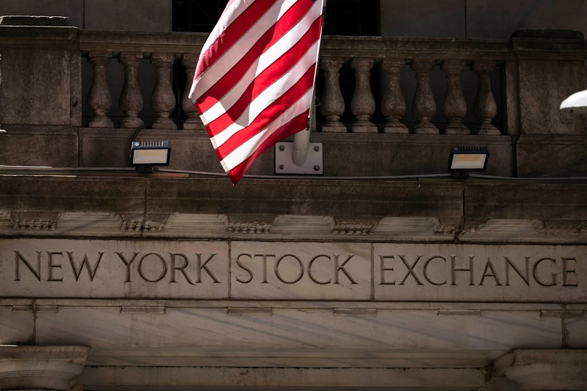 Bursa Saham AS Ditutup Beragam, Nasdaq Cetak Rekor Baru Berkat Saham Teknologi