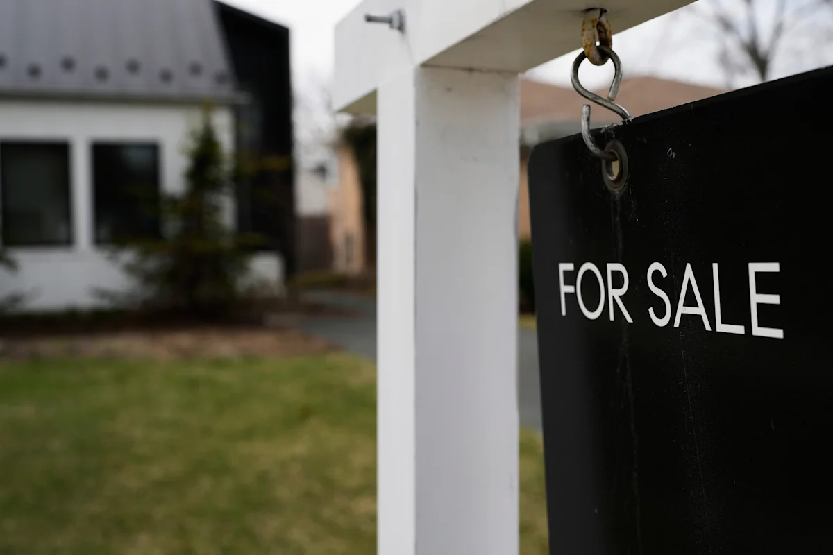 Grafik pertumbuhan harga rumah dan tingkat inflasi di Amerika Serikat