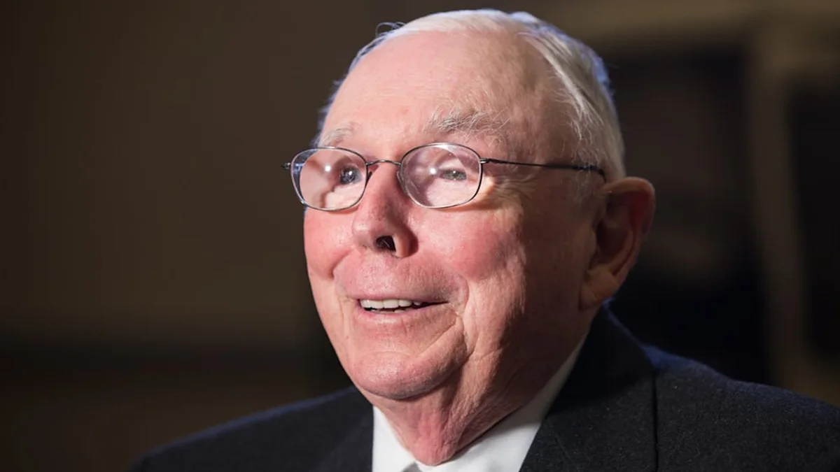 Ilustrasi Charlie Munger dan Elon Musk