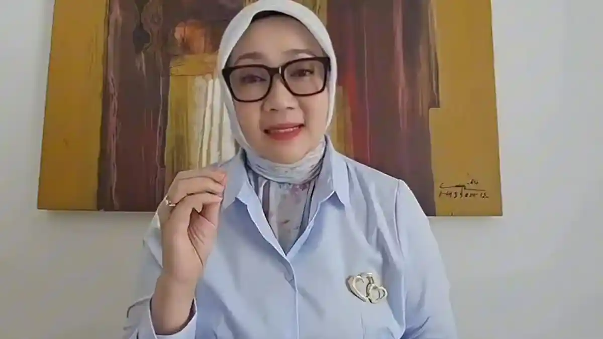 Ilustrasi gedung pengadilan hukum di Indonesia dengan latar belakang berita hangat