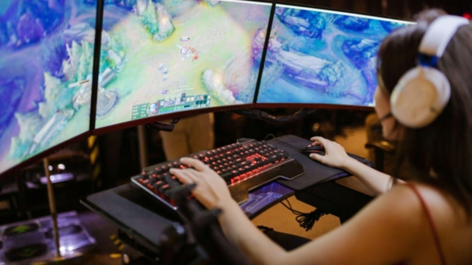 Ilustrasi pembelian game digital di PC menggunakan GoPay Games