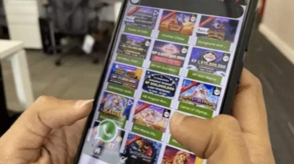 Ilustrasi pemeriksaan rekening ASN Pemkot Sukabumi terkait judi online
