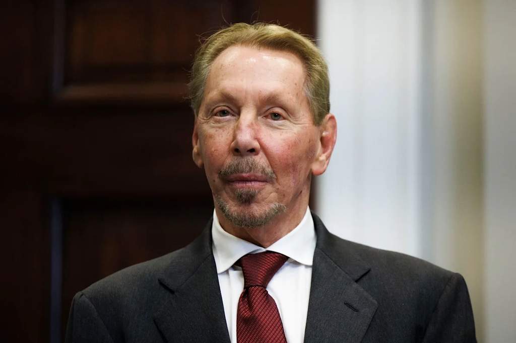 Larry Ellison Chairman Oracle Corp di kantor pusat