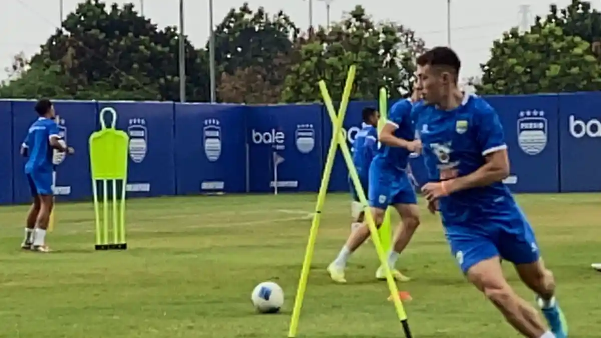 Mariano Peralta saat menjalani sesi latihan bersama skuad Persib Bandung