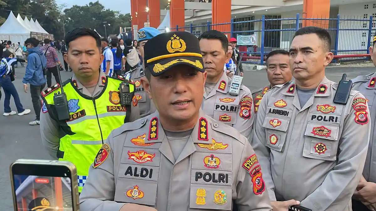 Mobil patroli Polresta Bandung siaga mengamankan wilayah rawan begal