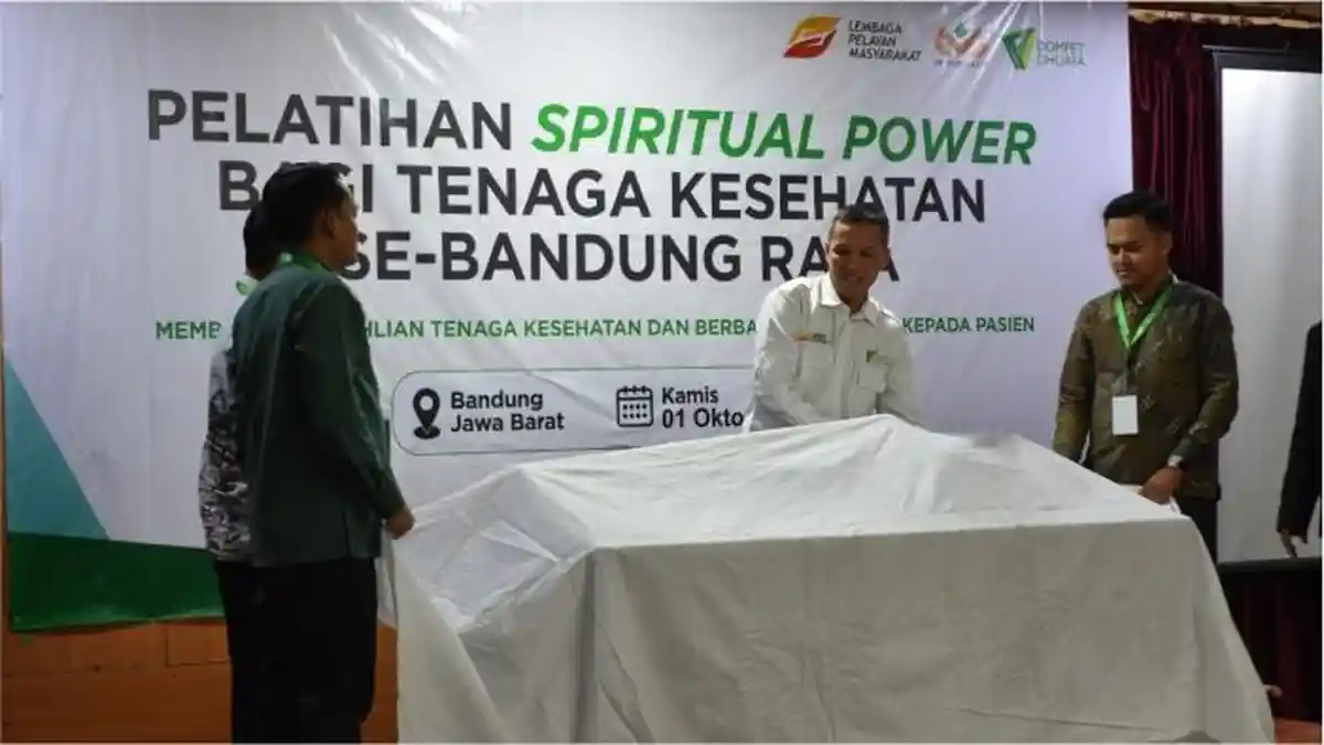 Pelatihan bimbingan rohani pasien untuk tenaga kesehatan oleh Dompet Dhuafa Jabar di Bandung