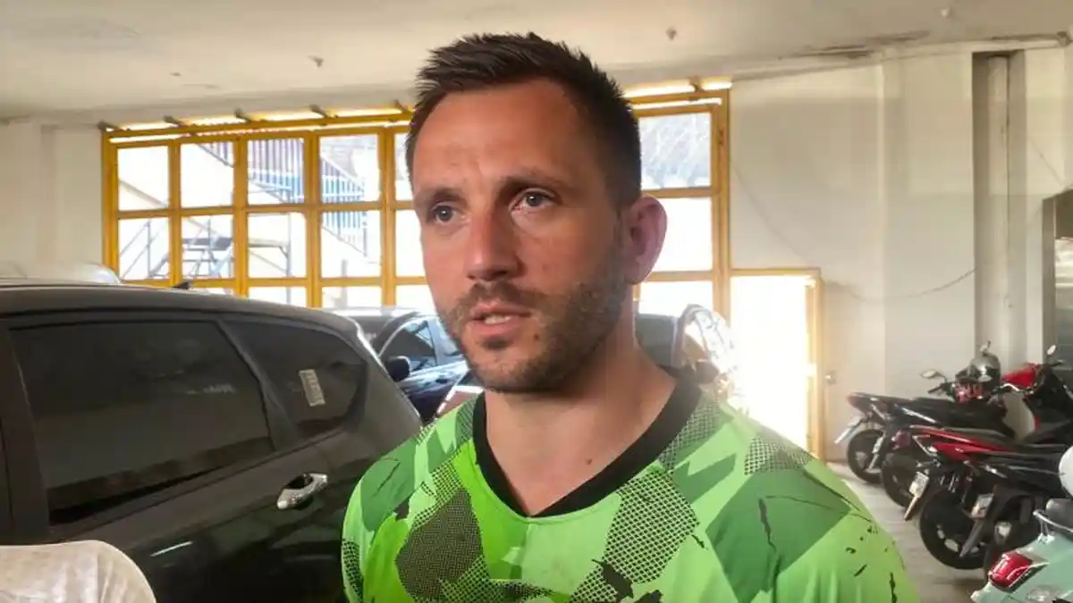 Pemain Persib Bandung saat menjalani sesi latihan menjelang jadwal padat Oktober 2026