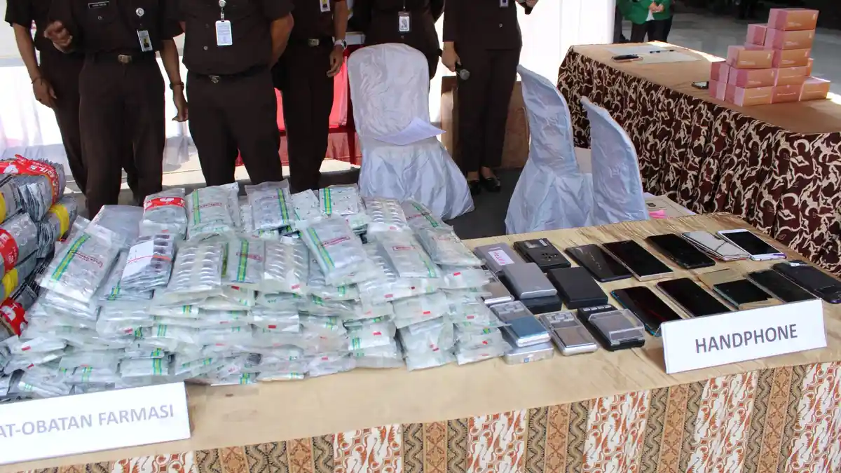 Pemusnahan barang bukti narkotika dan obat terlarang di Kejari Kota Cirebon