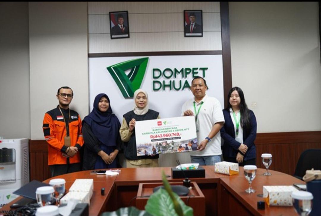 Penyerahan donasi PT Wook dan Dompet Dhuafa untuk pemulihan pascabencana NTT dan Kalimantan