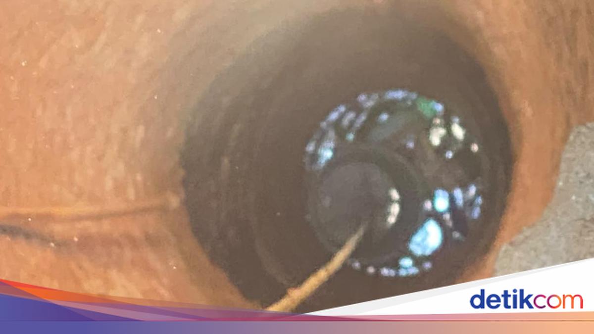 Proses evakuasi bocah terjatuh ke sumur di Pamarican Ciamis