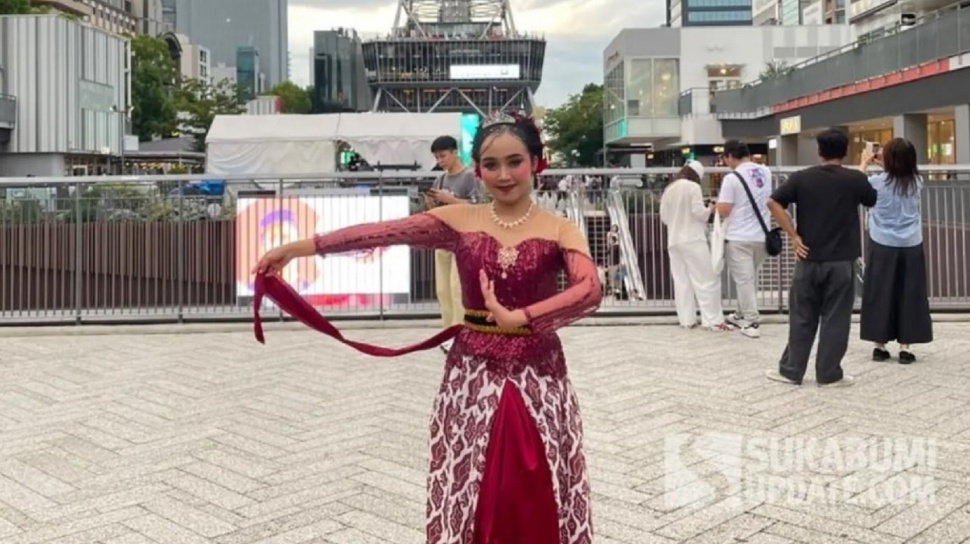 Siti Dalfa Elina membawakan Tari Jaipong asal Surade Sukabumi di Asian Games 2026 Jepang