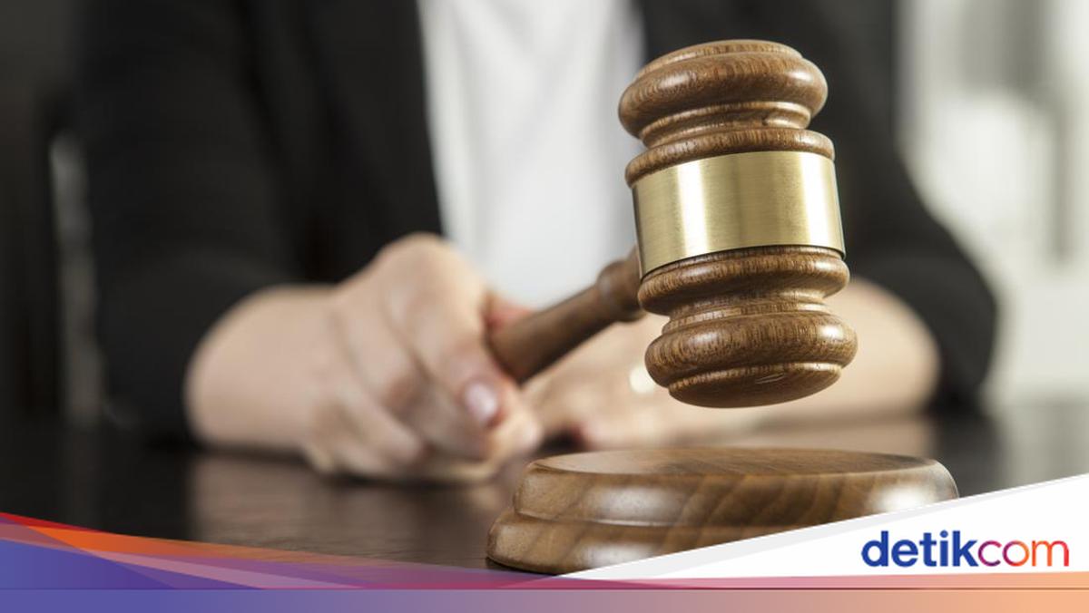 Suasana sidang praperadilan Wakil Bupati Indramayu Syaefudin di PN Bandung