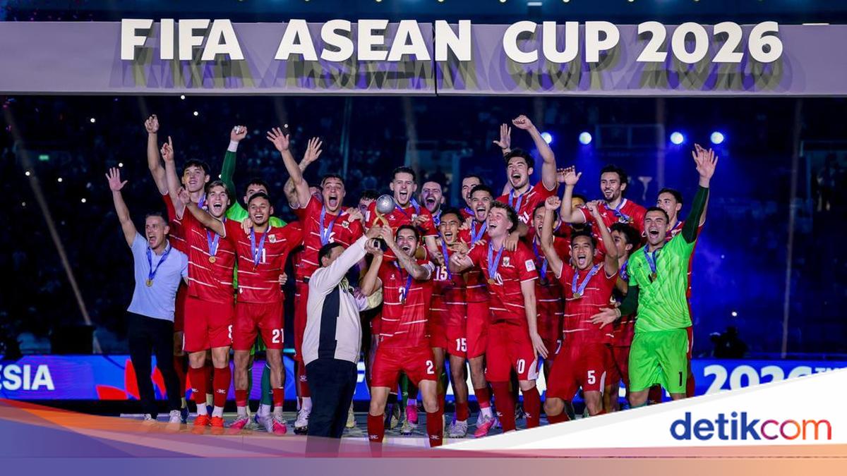 Timnas Indonesia merayakan kemenangan juara FIFA ASEAN Cup 2026 di SUGBK