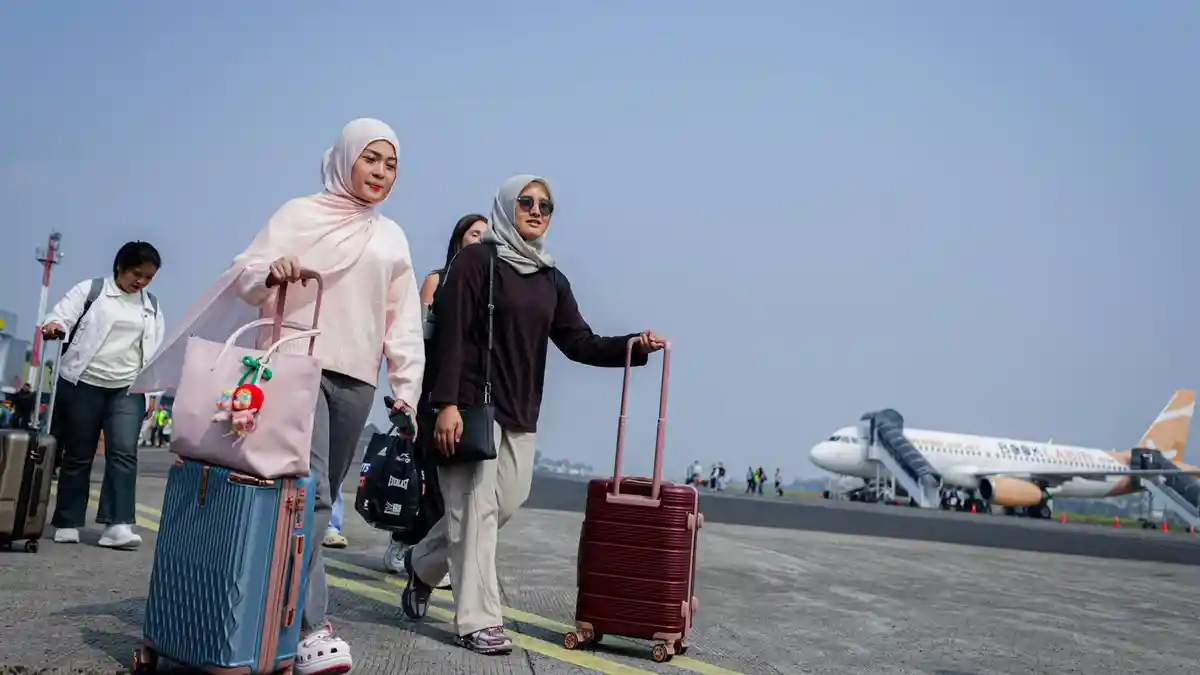 Wali Kota Bandung Muhammad Farhan mengusulkan shuttle Pasar Baru dan Bandara Husein